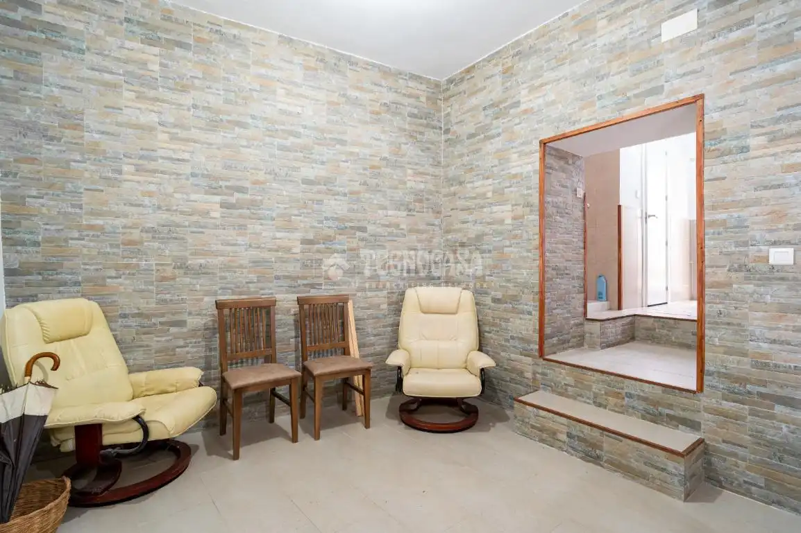 Casa adosada en venta en Cogollos de la Vega