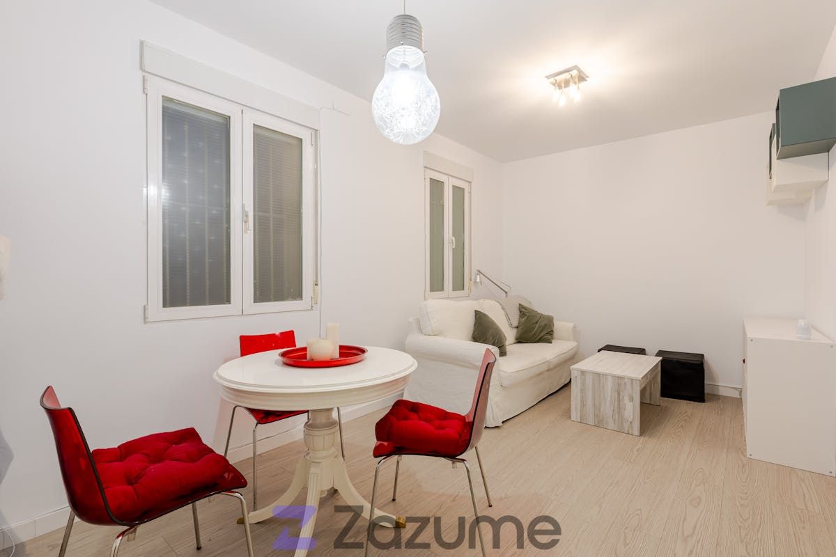 1 hab, 55m² en Ríos Rosas - Nuevos Ministerios, Chamberí,  Madrid Capital - Image 2