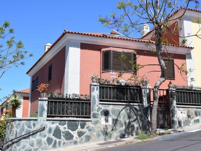 Vista exterior de Casa adosada en venda en Tacoronte