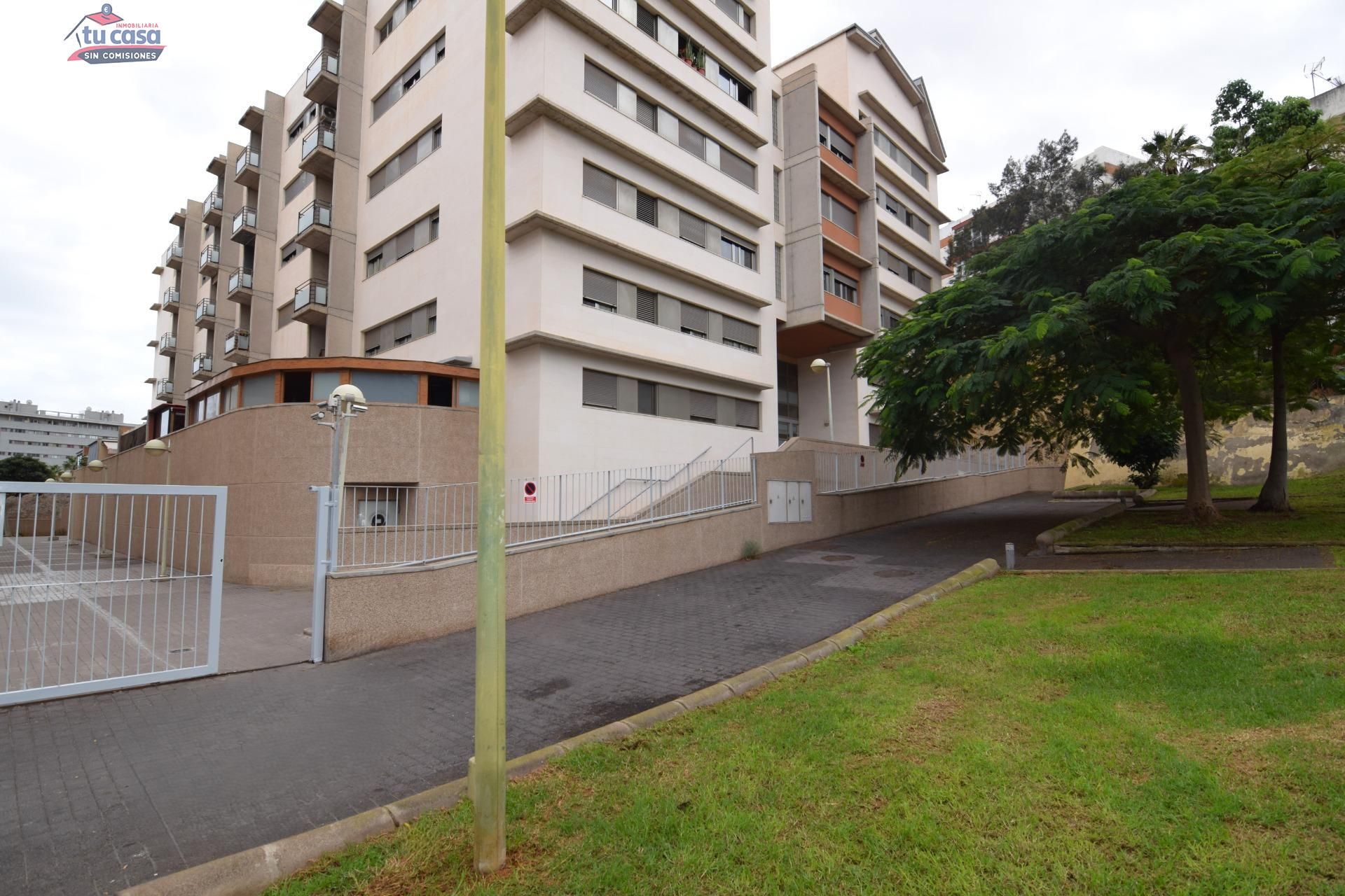 Vista exterior de Pis en venda en Las Palmas de Gran Canaria