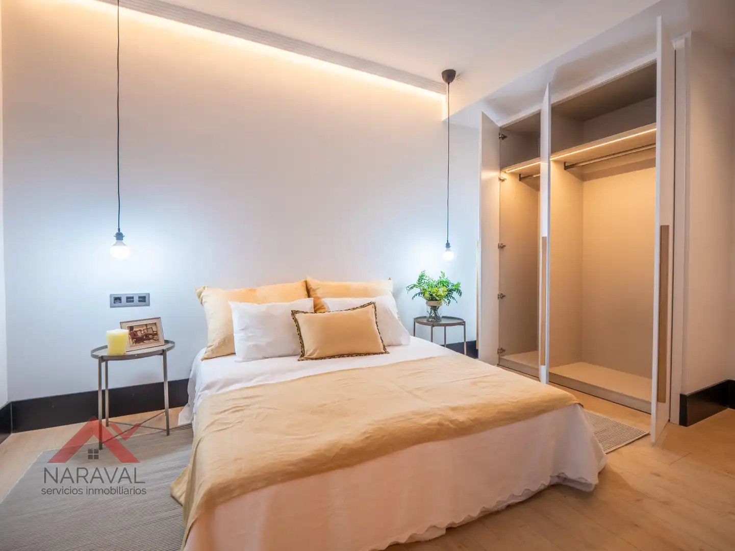Bedroom of Flat for sale in  Pamplona / Iruña  with Air Conditioner, Heating and Oven
