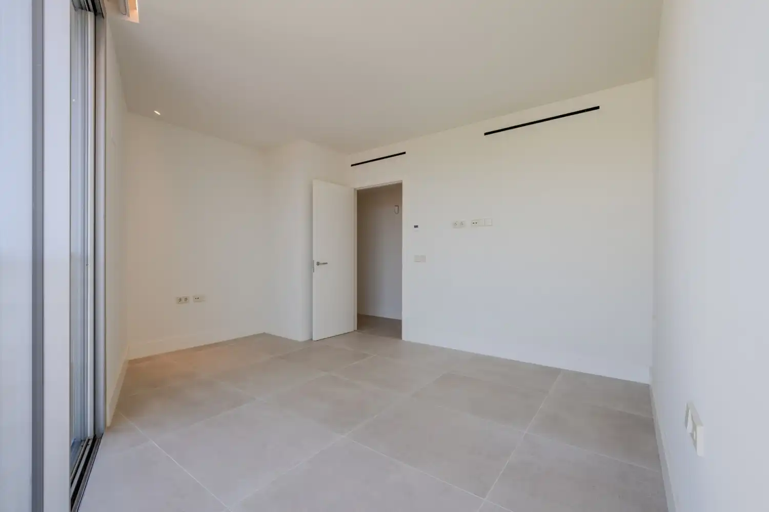 Neubau-Penthouse mit Pool zum Verkauf in Passeig Marítim 100, imagen 13