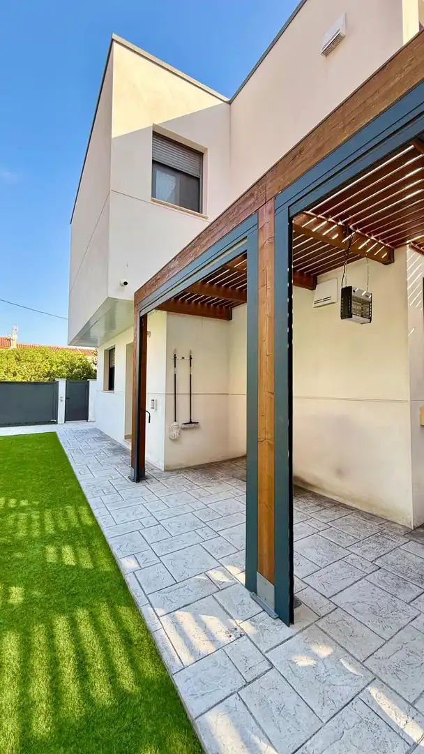 Exterior view of Detached homes for sale in Altafulla  with Air Conditioner, Heating and Private garden