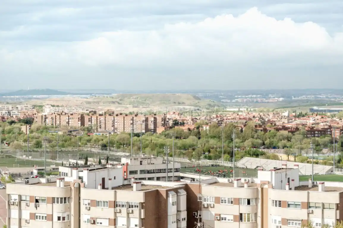 Vista exterior de Piso en venta en Madrid
