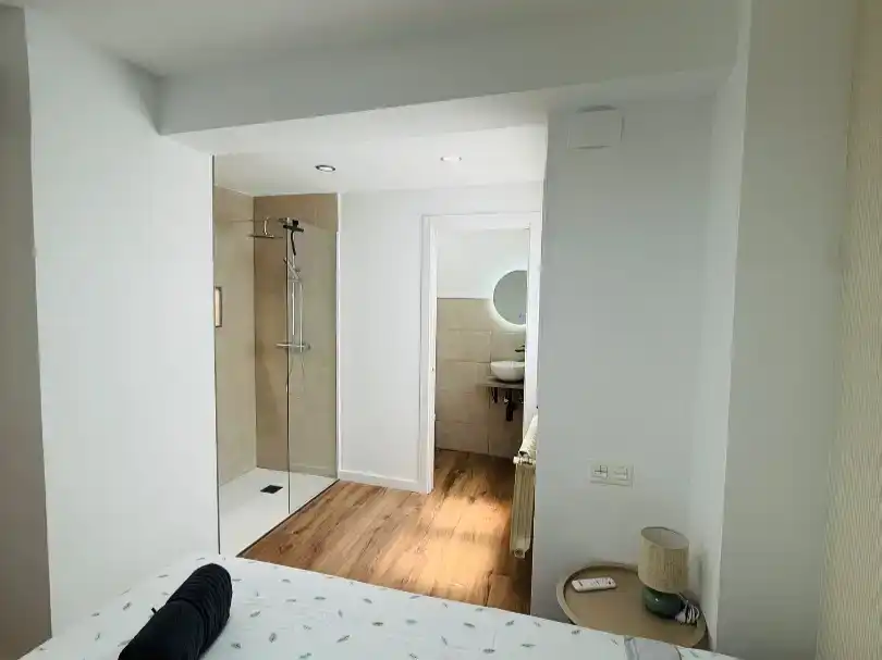 Badezimmer von Wohnung zur Miete in Zaragoza mit Parkett, Möbliert und Balkon