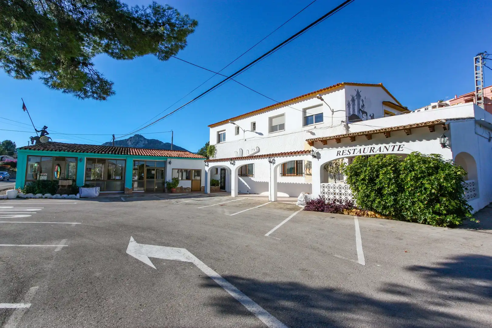 Locale commerciale in vendita a Orba