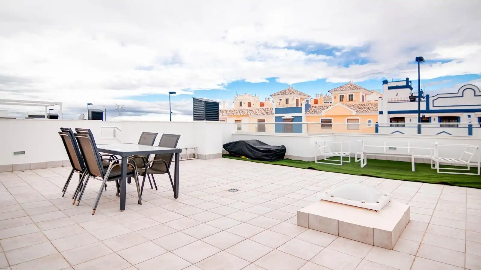 Terrassa de Casa o xalet en venda en San Javier amb Aire condicionat, Calefacció i Jardí privat