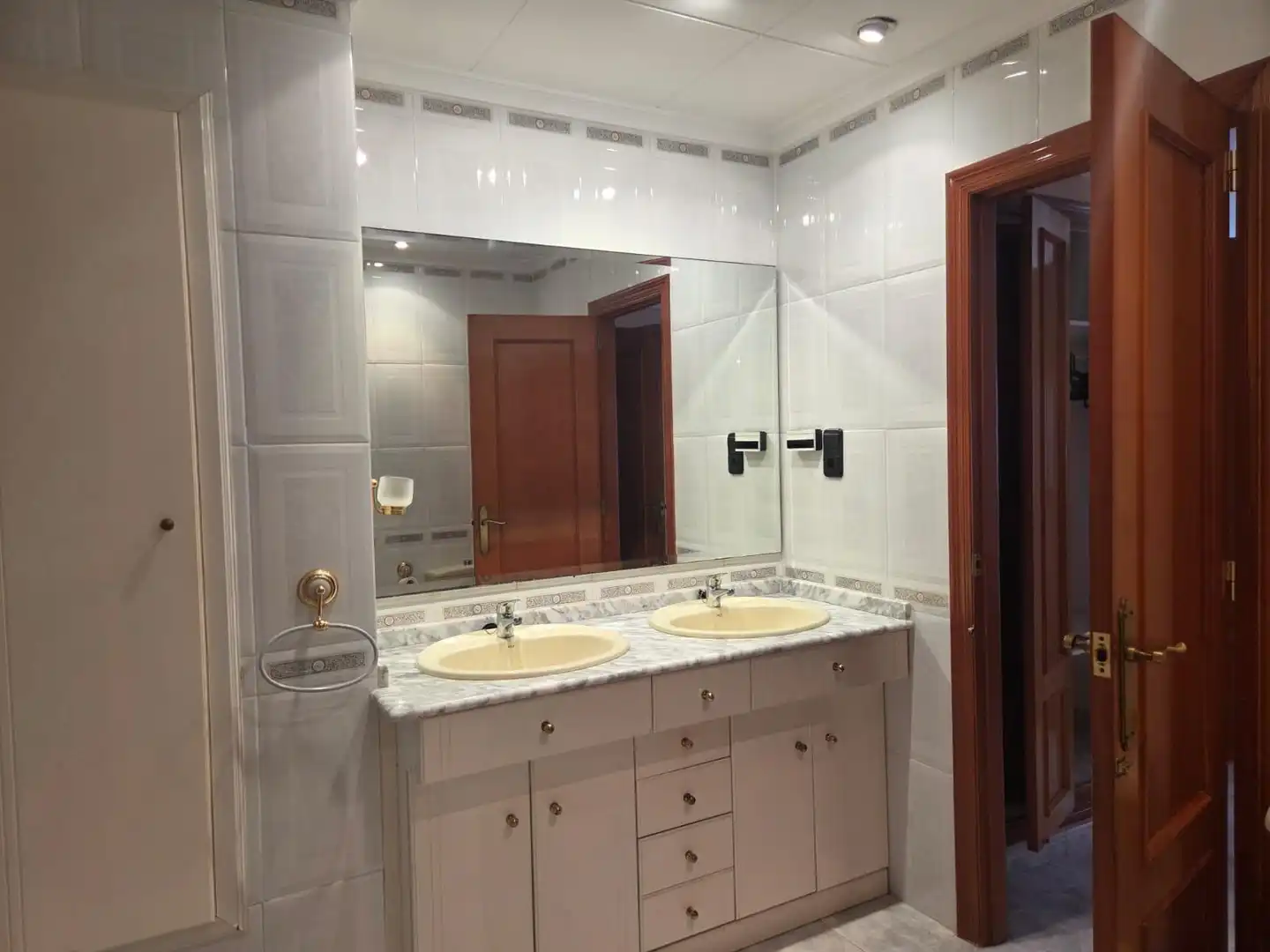 Bathroom of Houses for rent in Sueca  with Air Conditioner, Terrace and Furnished