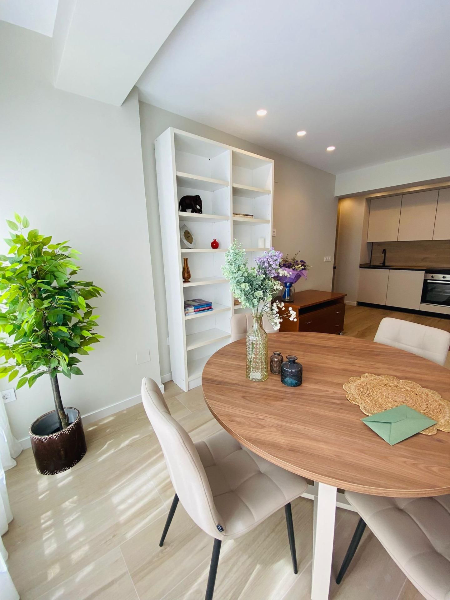 Flat to rent in Calle del Pintor Cabrera, Ensanche - Diputación, Centro