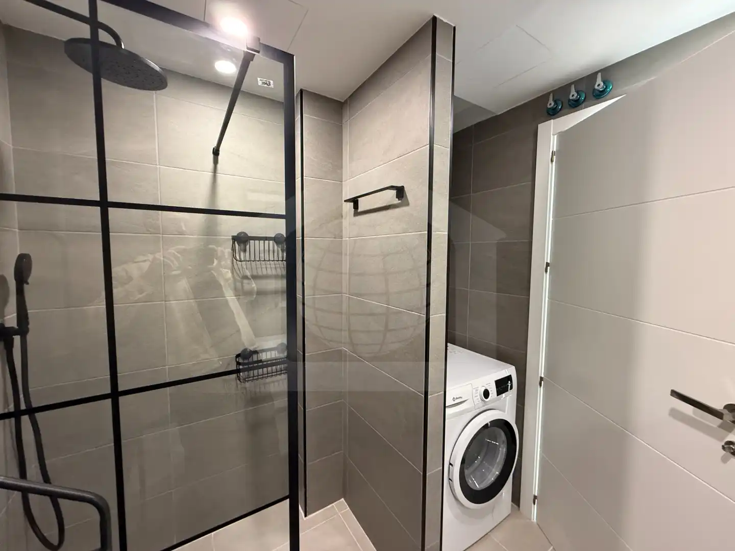 Baño de Piso en venta en Benalmádena con Aire acondicionado, Calefacción y Terraza