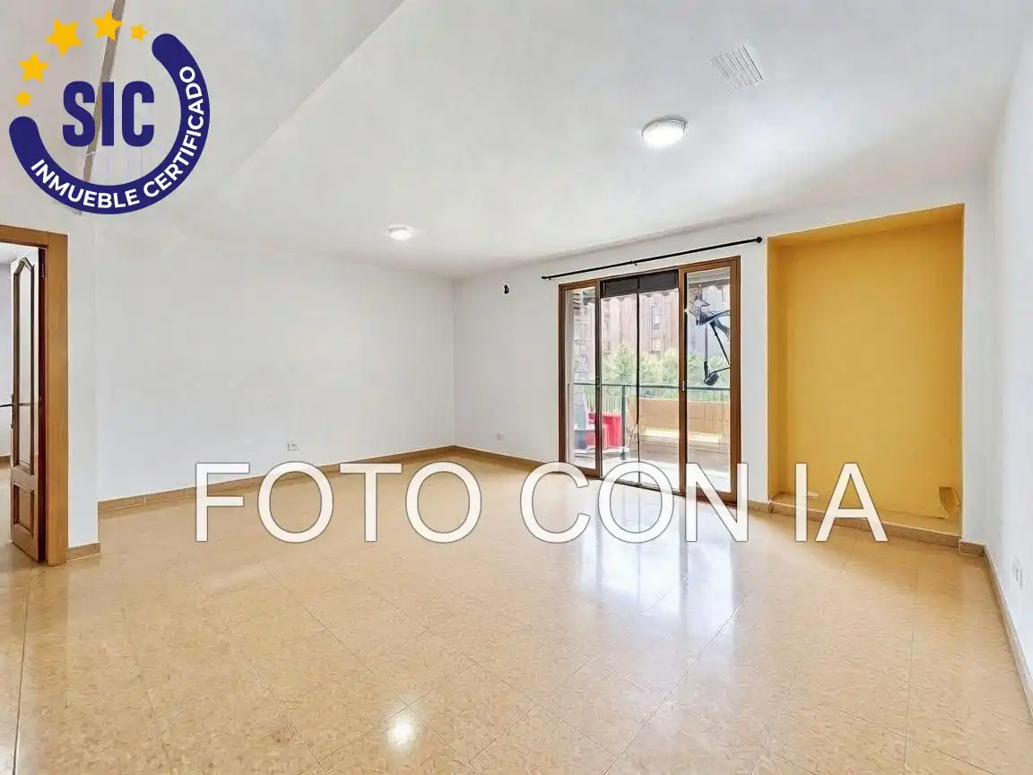 Piso con terraza en venta en Calle PACO PIERRA, imagen 6