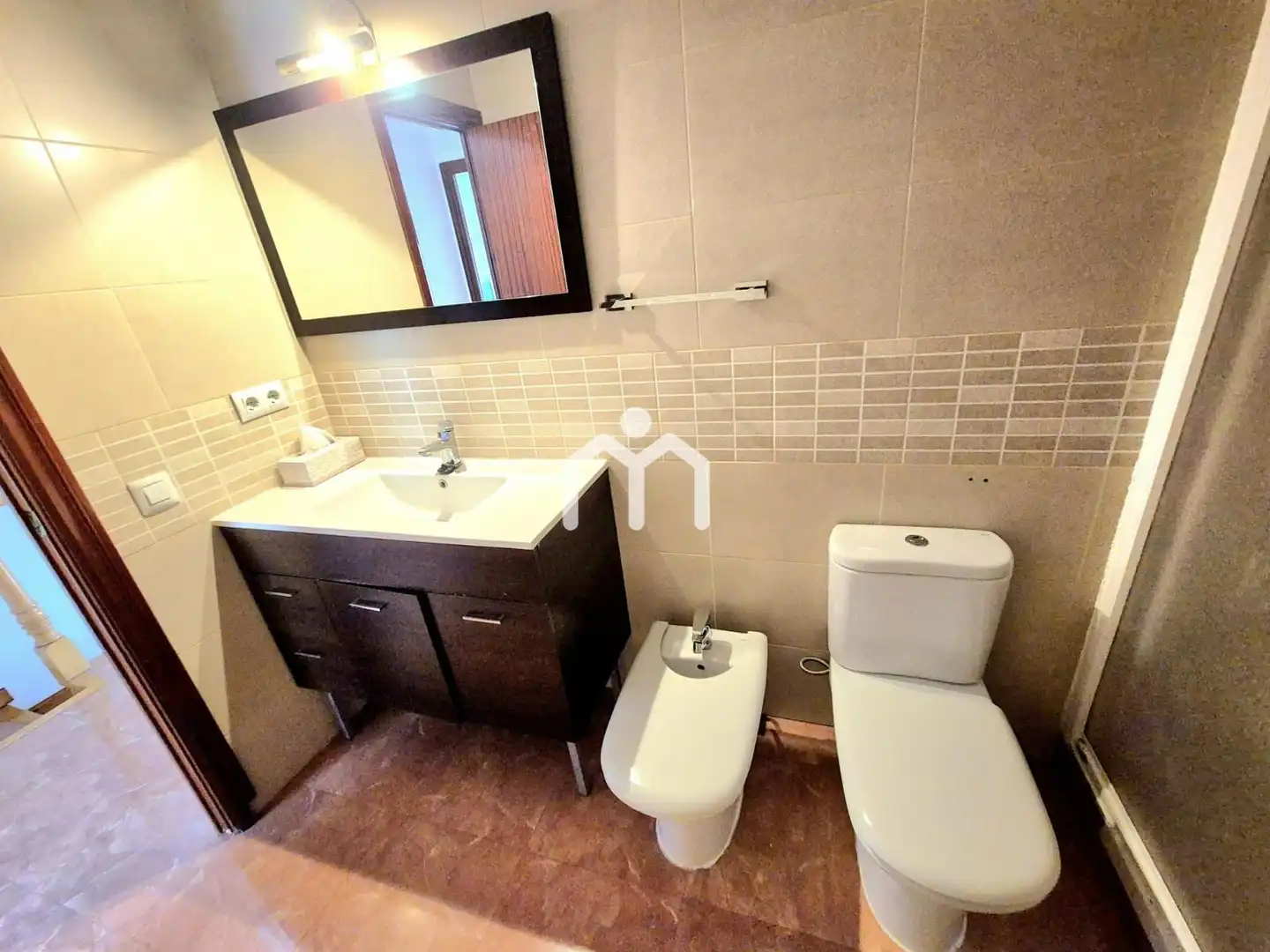 Baño de Casa adosada en venta en Premià de Dalt con Calefacción, Parquet y Terraza