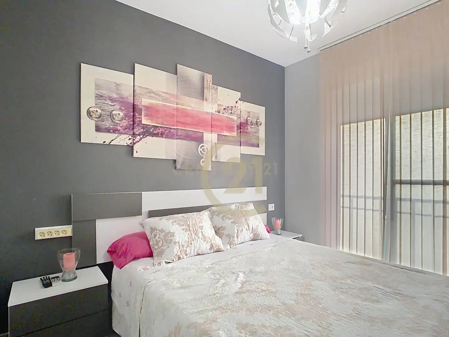 Habitación de Apartamento en venta en Álora con Aire acondicionado, Alarma y Piscina comunitaria