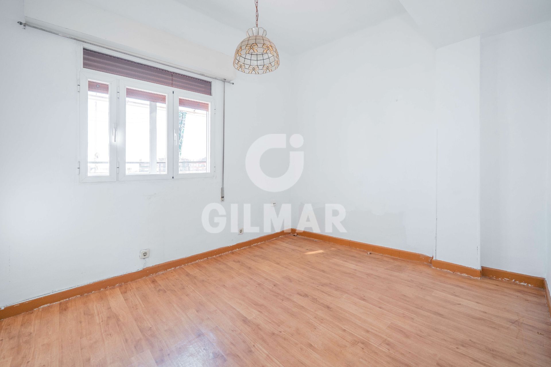 Habitación de Ático en venta en  Almería Capital con Calefacción, Parquet y Terraza