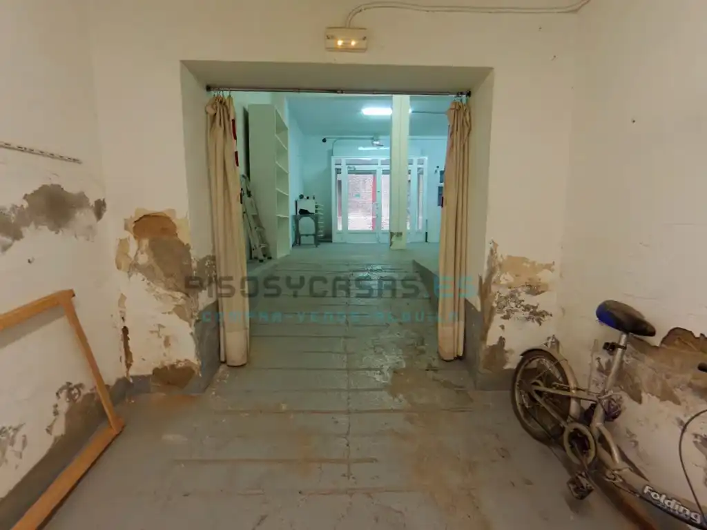 Geschaftsraum zum Verkauf in Zaragoza