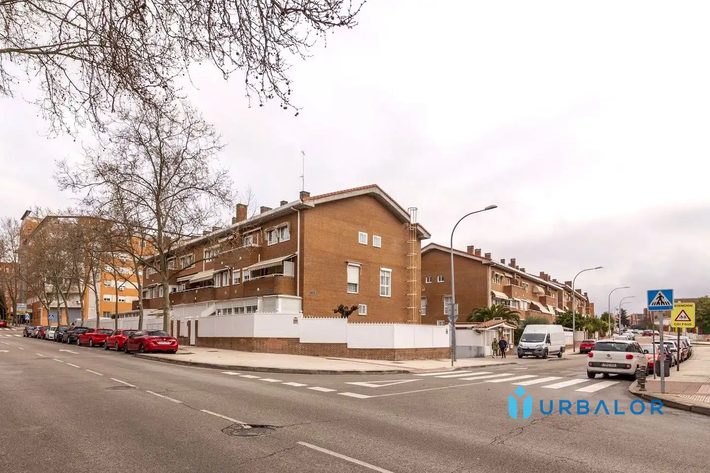 Vista exterior de Planta baja en venta en Alcorcón con Aire acondicionado y Piscina comunitaria