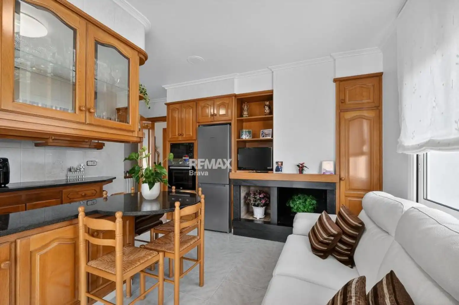Kitchen of Houses for sale in Olot  with Air Conditioner, Private garden and Terrace