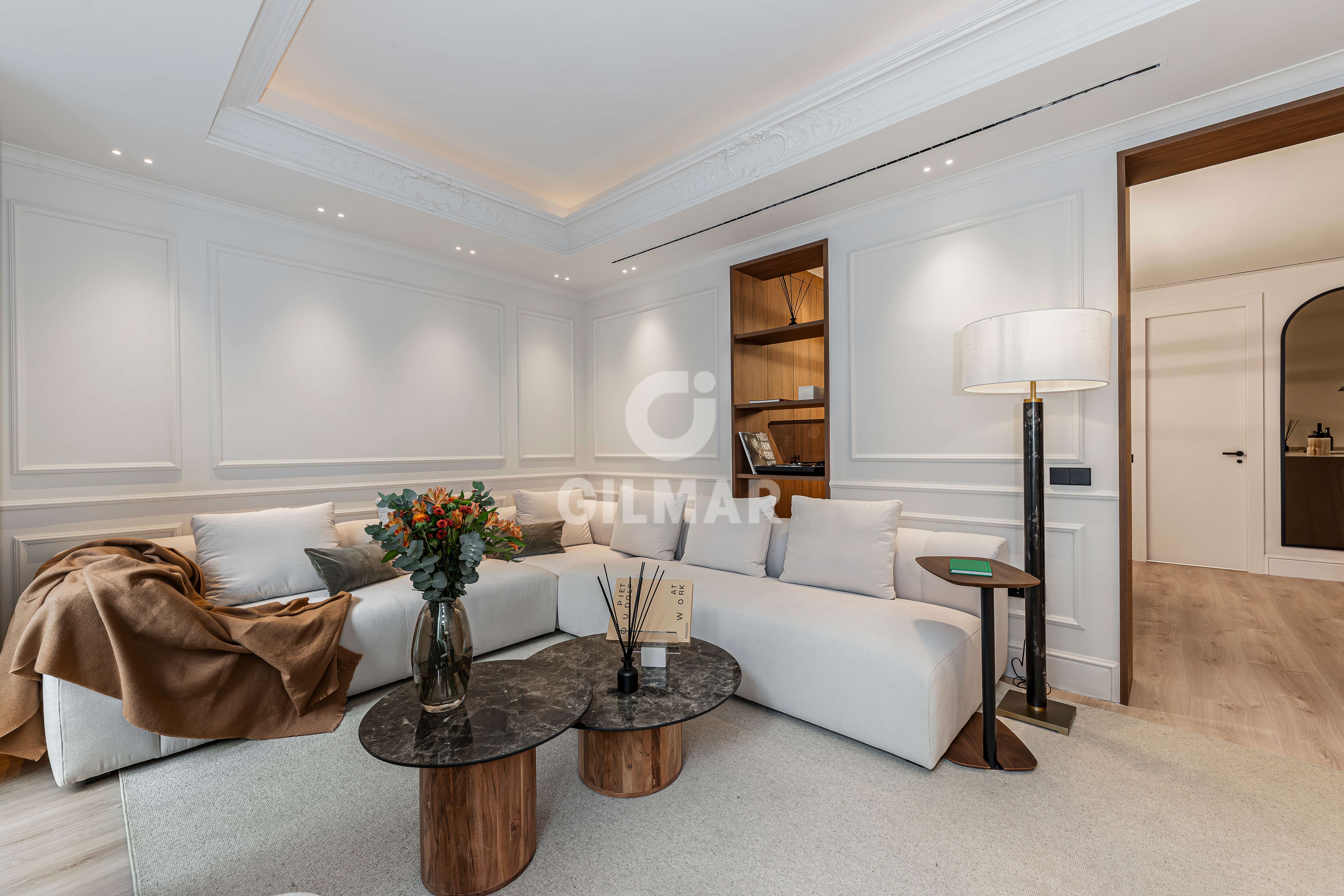 Living room of Flat for sale in  Madrid Capital  with Heating