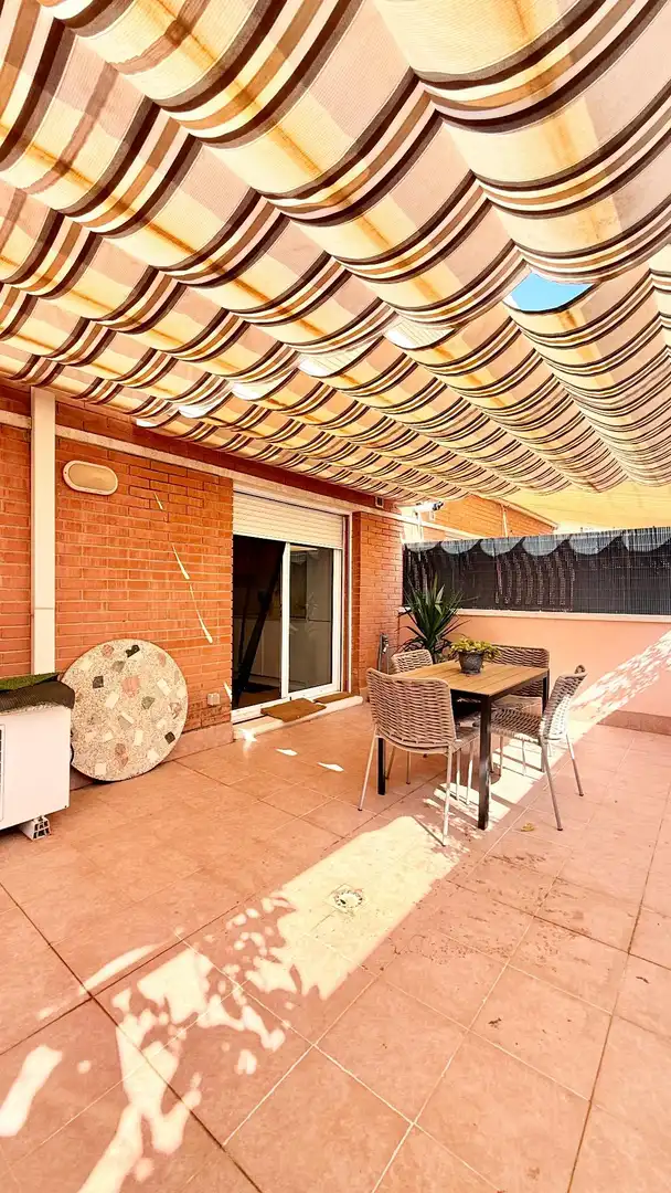 Terrassa de Casa adosada en venda en Cunit amb Aire condicionat, Calefacció i Jardí privat