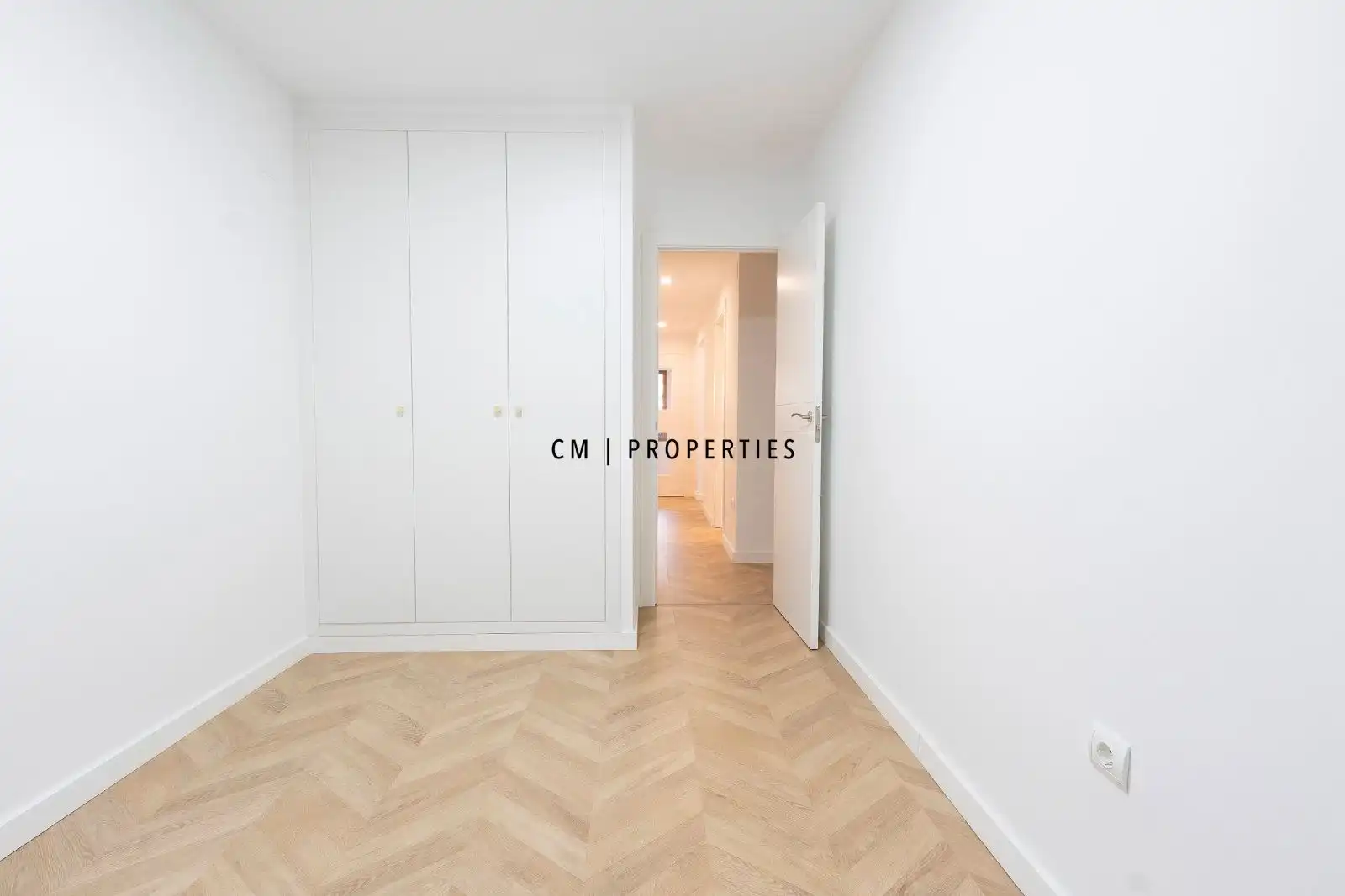 Bedroom of Flat for sale in Valencia  with Air Conditioner, Heating and Parquet flooring
