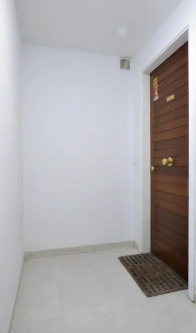 Piso en venta en Salt con Balcón
