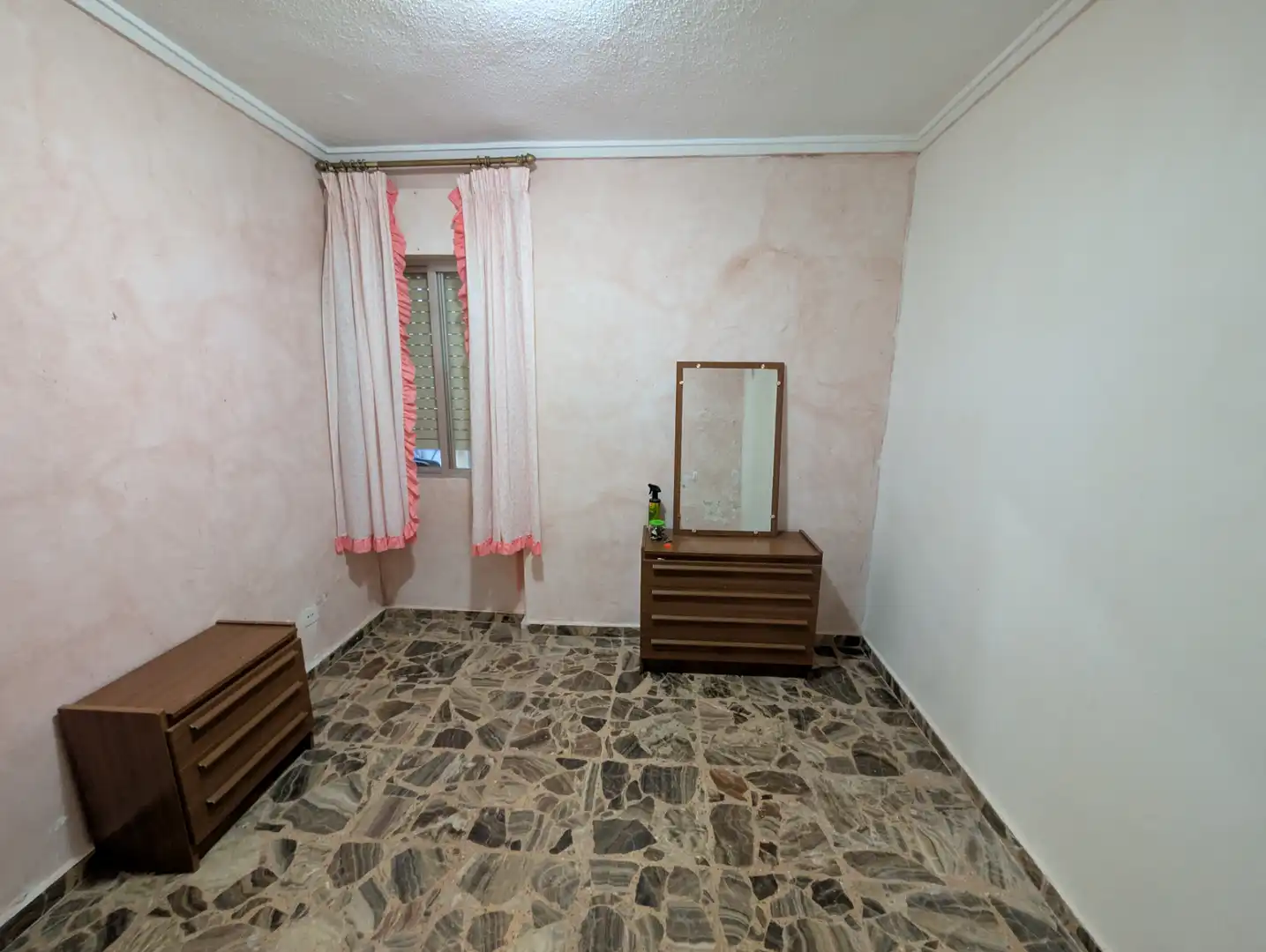 Habitación de Casa o chalet en venta en Cartagena con Terraza, Trastero y Amueblado