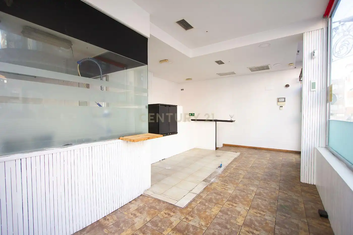 Local comercial de lloguer a MONJITAS 5, imagen 3