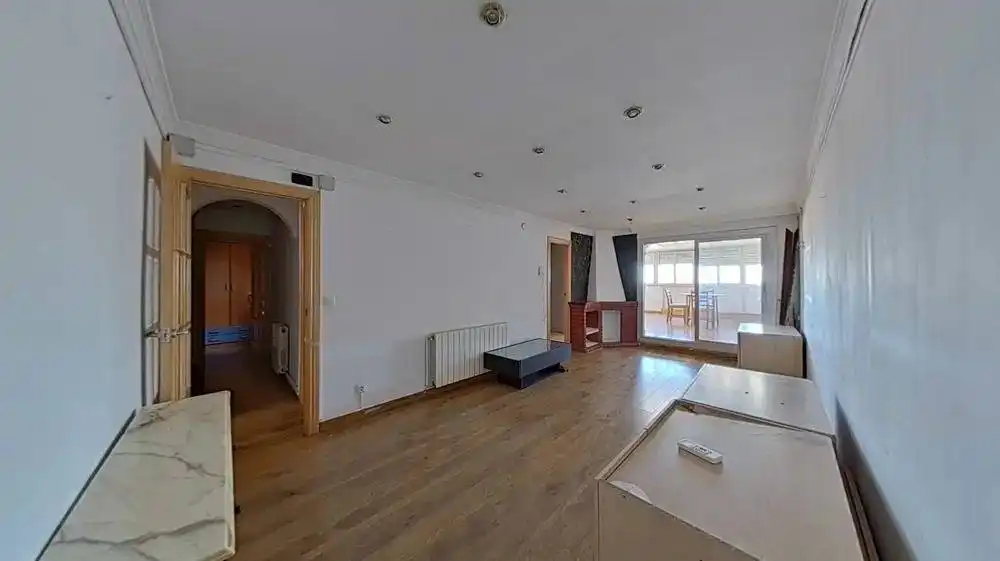 Sala d'estar de Àtic en venda en El Prat de Llobregat amb Parquet i Terrassa
