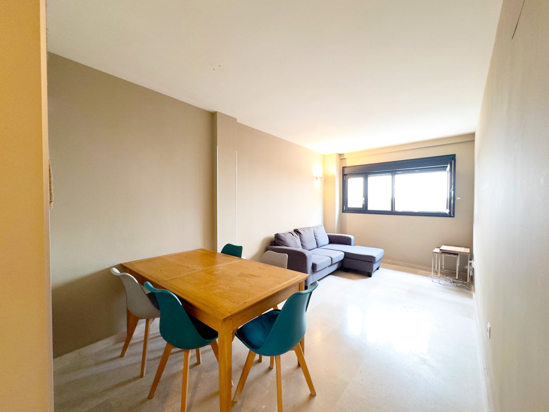 Living room of Flat for sale in  Madrid Capital  with Heating and Storage room