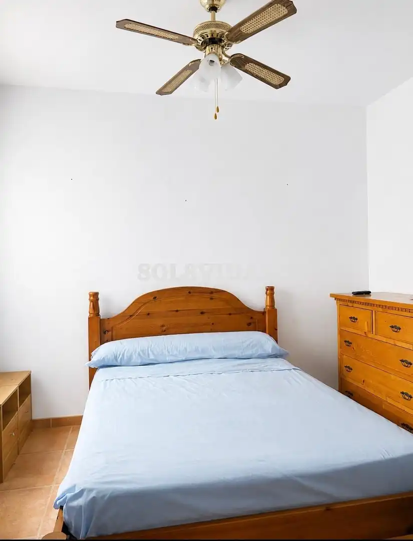 Habitación de Casa o chalet de alquiler en Orihuela con Amueblado y Piscina comunitaria