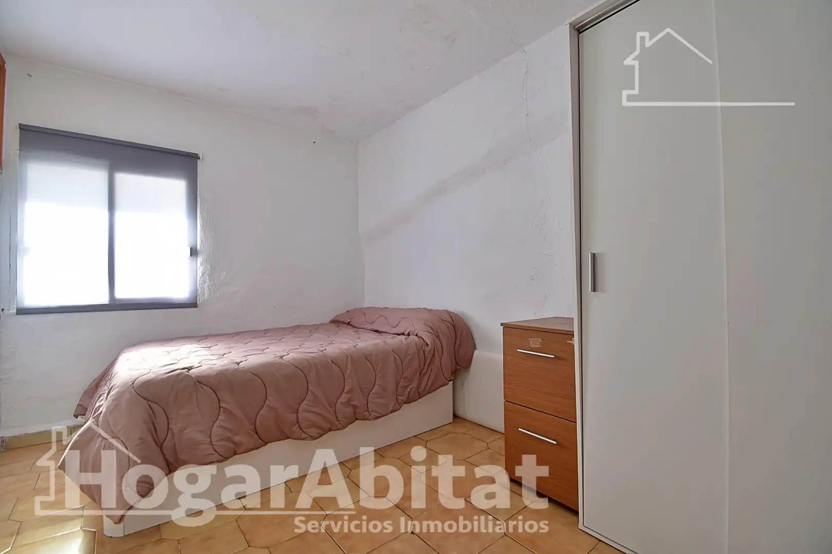 Bedroom of Houses for sale in Oliva  with Air Conditioner, Heating and Terrace