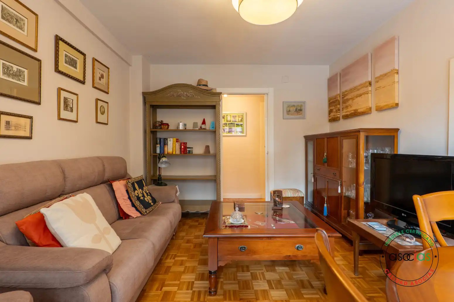 Sala d'estar de Pis en venda en Gijón  amb Calefacció i Parquet
