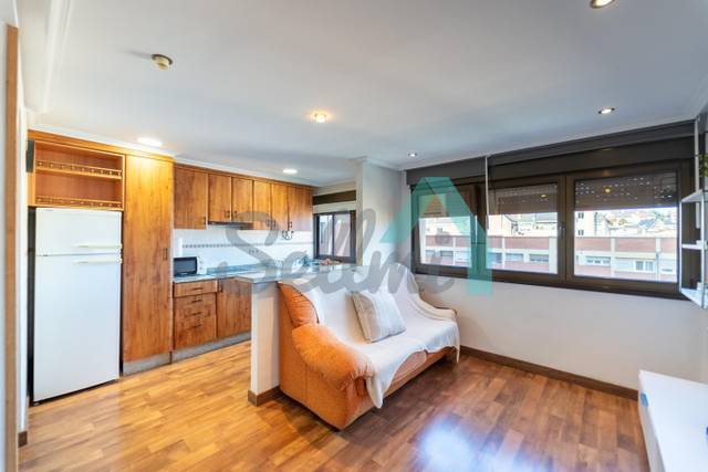 Piso en Alquiler en Vázquez De Mella en Vallobín