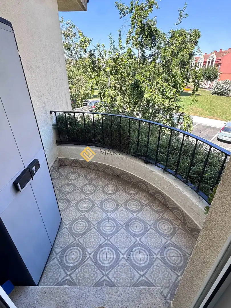 Terraza de Dúplex de alquiler en Santa Cruz de Bezana con Calefacción, Terraza y Amueblado