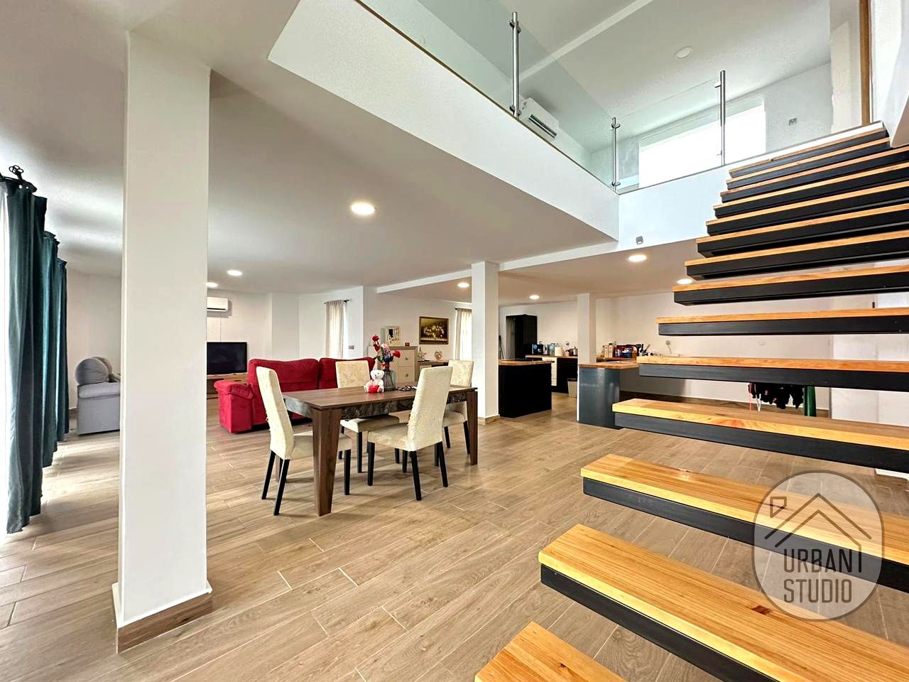 House or chalet for sale in San Vicente del Raspeig / Sant Vicent del Raspeig  with Air Conditioner, Private garden and Parquet flooring