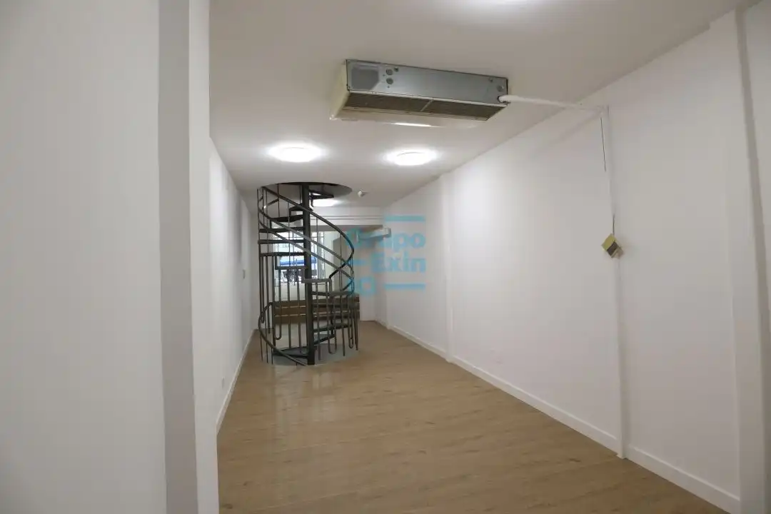 Gewerbefläche zur Miete in Centro, imagen 9