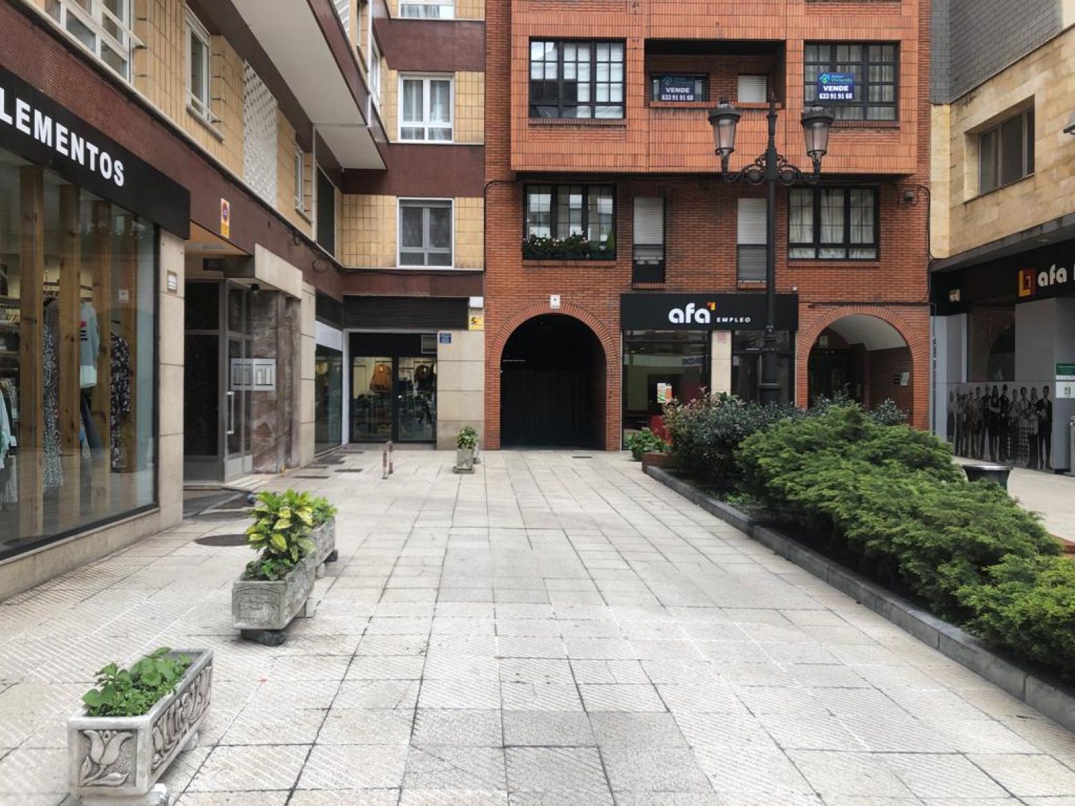 Garage to rent in Oviedo - Calle General Elorza, 72, Milán - Pumarín, Milán - Pumarín - Teatinos