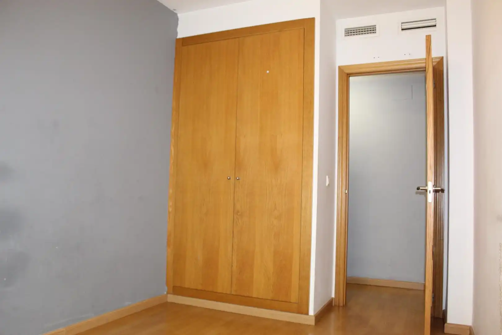 Habitación de Piso en venta en Onda con Aire acondicionado y Balcón