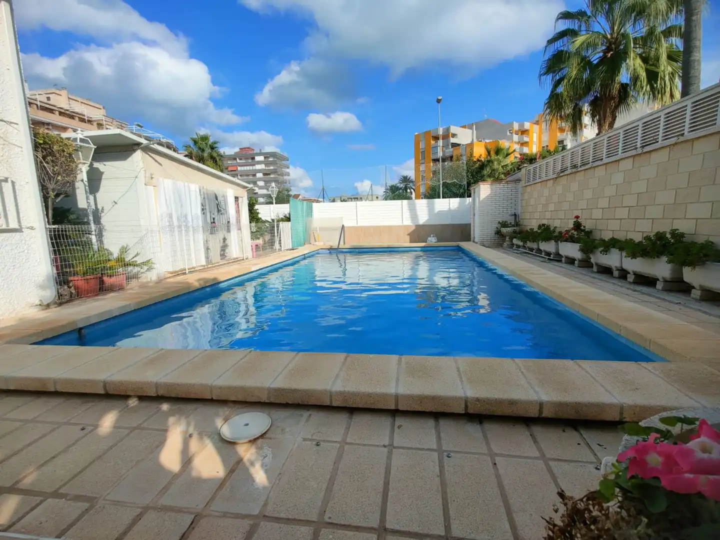 Schwimmbecken von Haus oder Chalet zum Verkauf in Canet d'En Berenguer mit Klimaanlage, Heizung und Privatgarten