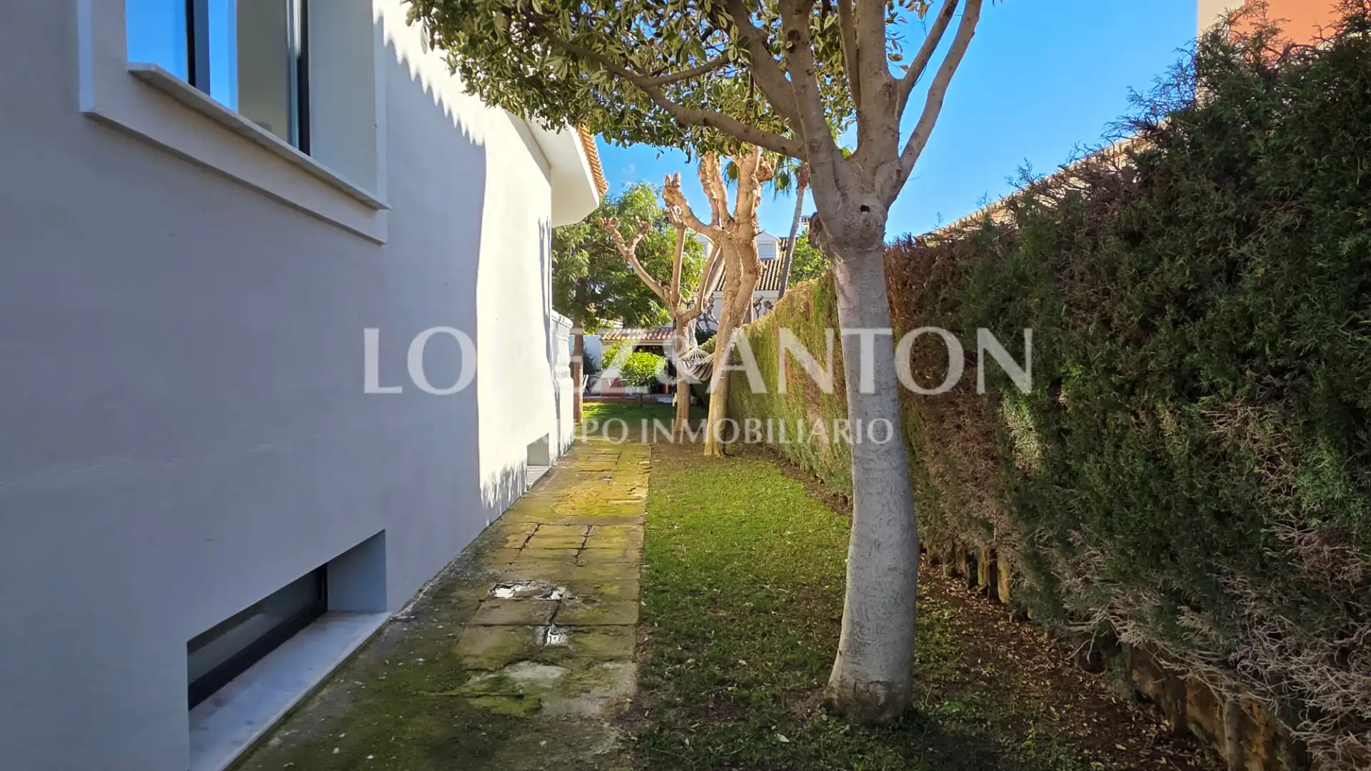 Exterior view of Houses for sale in L'Eliana  with Air Conditioner, Heating and Private garden