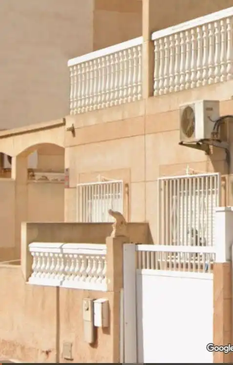 Casa en venta en Calle ciudad catalana 9