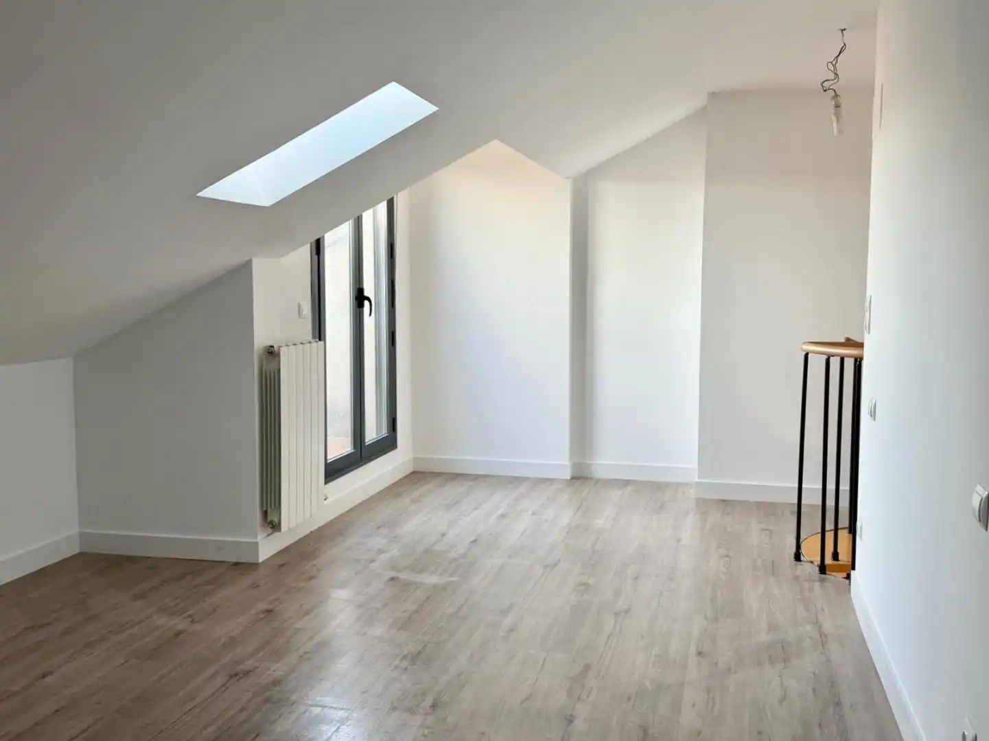 Habitación de Piso en venta en Villanueva de Gállego con Terraza, Trastero y Amueblado