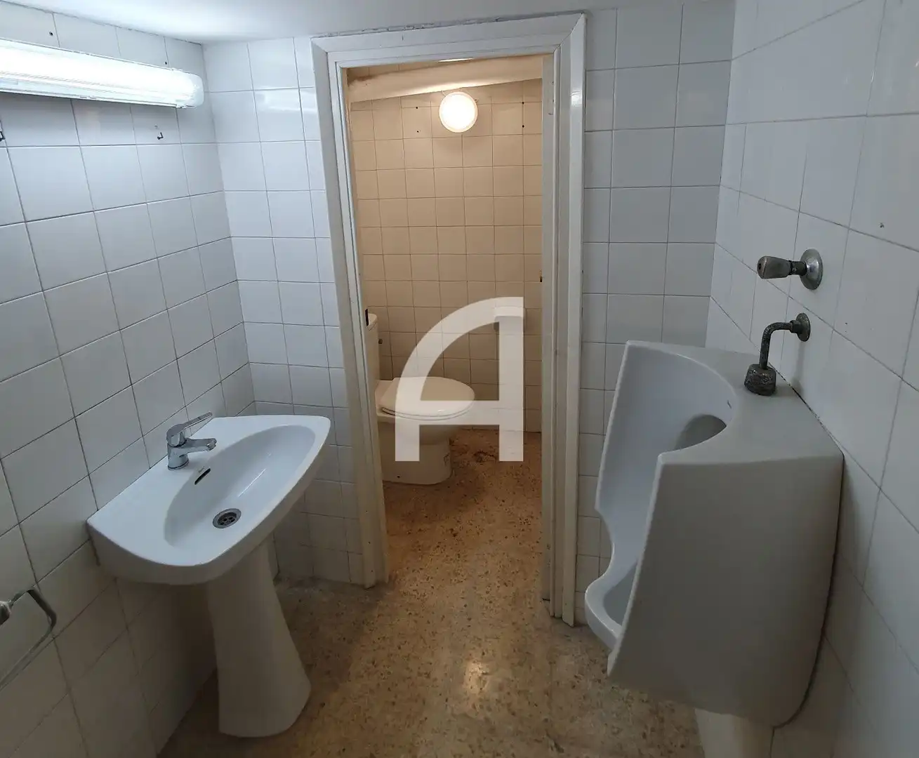 Baño de Local de alquiler en Molins de Rei