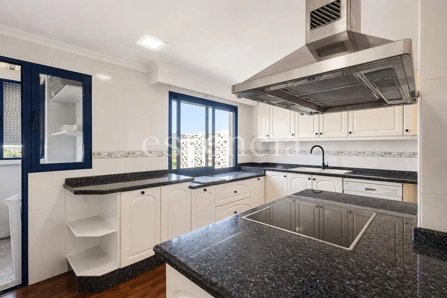 Penthouse with terrace for sale in Playa de Gandia, imagen 54