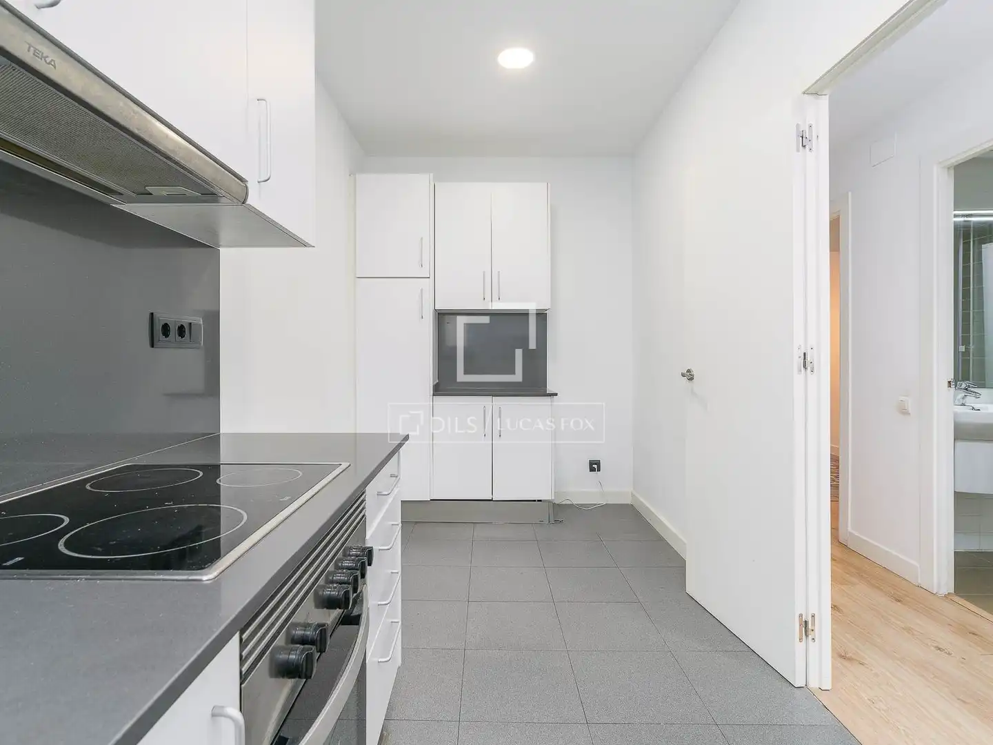 Cuina de Pis en venda en Barcelona amb Terrassa i Balcó
