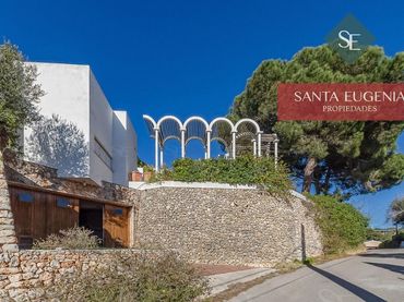 Casa amb piscina en venda a Cala Llonga - Sa Mesquida
