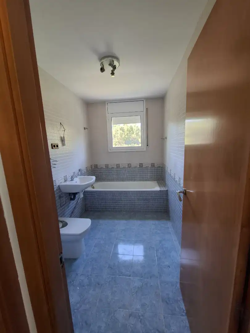 Baño de Casa o chalet en venta en El Pont de Vilomara i Rocafort con Jardín privado, Terraza y Alarma