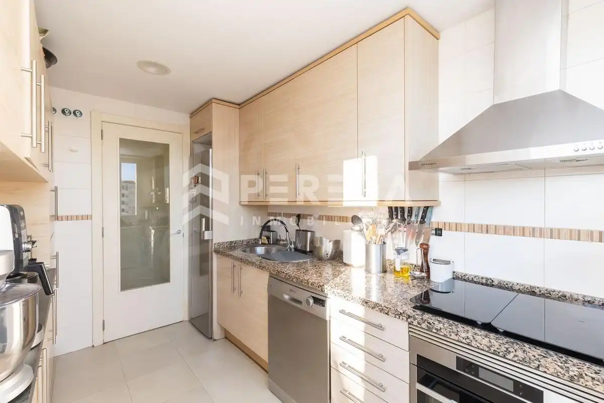 Cocina de Piso en venta en Roquetas de Mar con Aire acondicionado y Piscina comunitaria