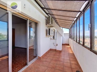 Piso en venta en Plaza Iglesia 1