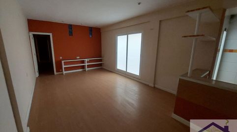 Piso en venta en Carolina, La, 3 dormitorios.